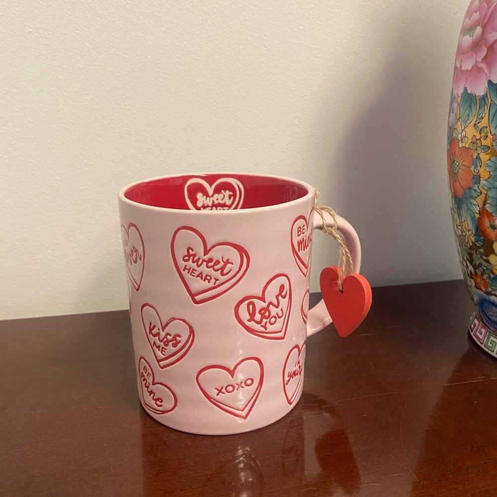 Valentine Mug Wake up a special someone with their coffee or tea in this love mu